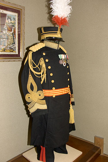Japanese General Full Dress - Japan - Gentleman's Military ...
