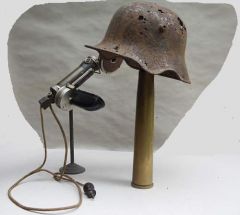Armeefernsprecher alter Art & M18 mit Ohrenausschnitt