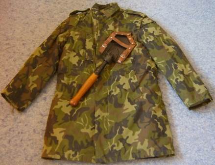 Current Romanian Camo Uniform item & Folding Spade. - Central & Eastern ...