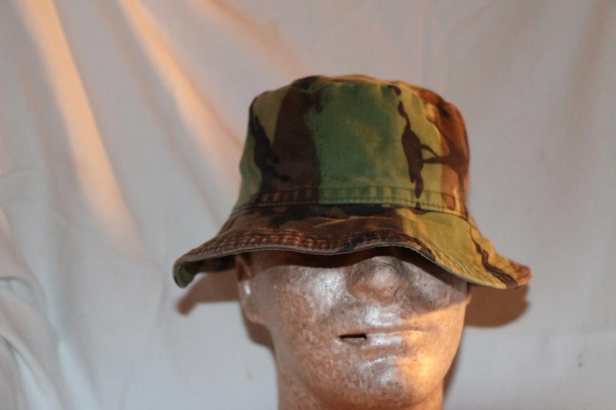 Is this a british boonie hat? - Great Britain: Militaria: Badges ...