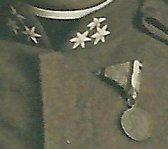 Zugsführer_medals_left_detail.jpg