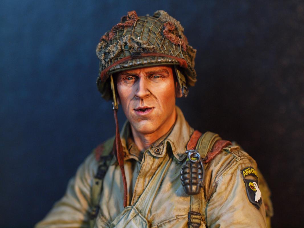 Band of Brothers bust 1/10 scale - Military Art - Gentleman's Military ...