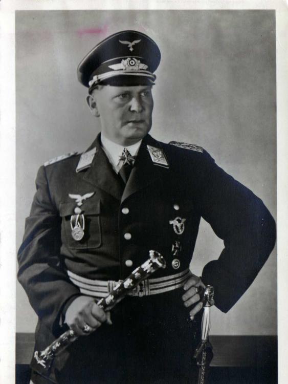 Lw - 1001 - Goering  - 1.jpg