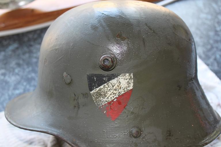 Helmet 004.JPG
