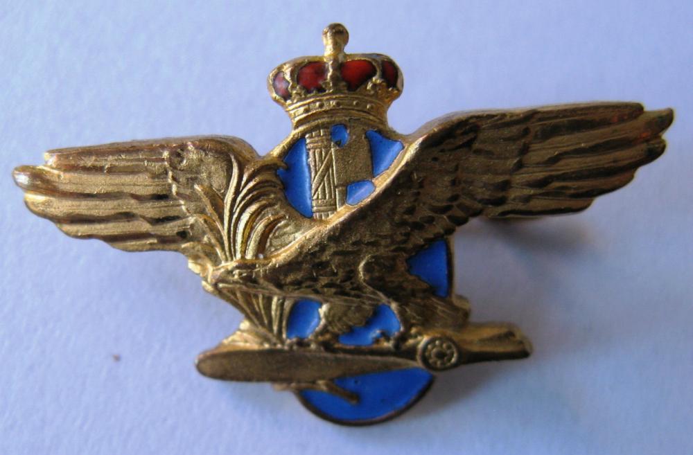 Italian Memorial Badge 2 Obv.JPG