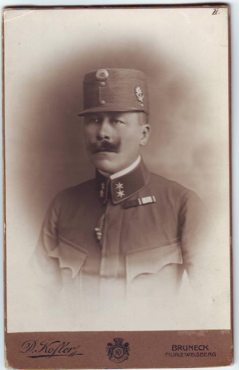 K.u.k. (Oberleutnant XIV.AK, II.-1.Rgt. Tir.Kaiserjäger,  Edelweiß).JPG