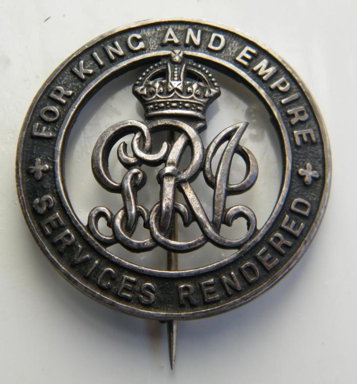 J. Constantine 2nd RWF silver war badge.jpg