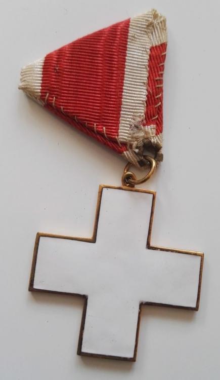 (WEIMARER REPUBLIK) Ehrenzeichen vom Roten Kreuz, 1. Modell, II Klasse),  (2).jpg