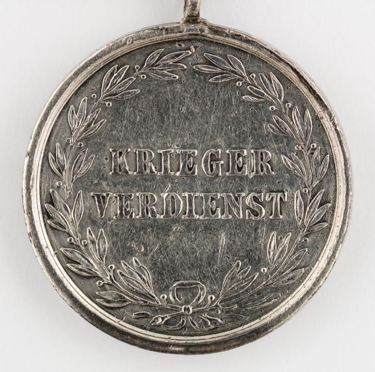 Prussian Krieger Verdienst  Medal (4).jpg