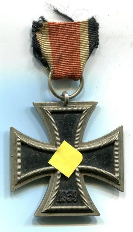 Eisernes Kreuz 2.Klasse Regular Schinkel Intermedia Version (1).jpg