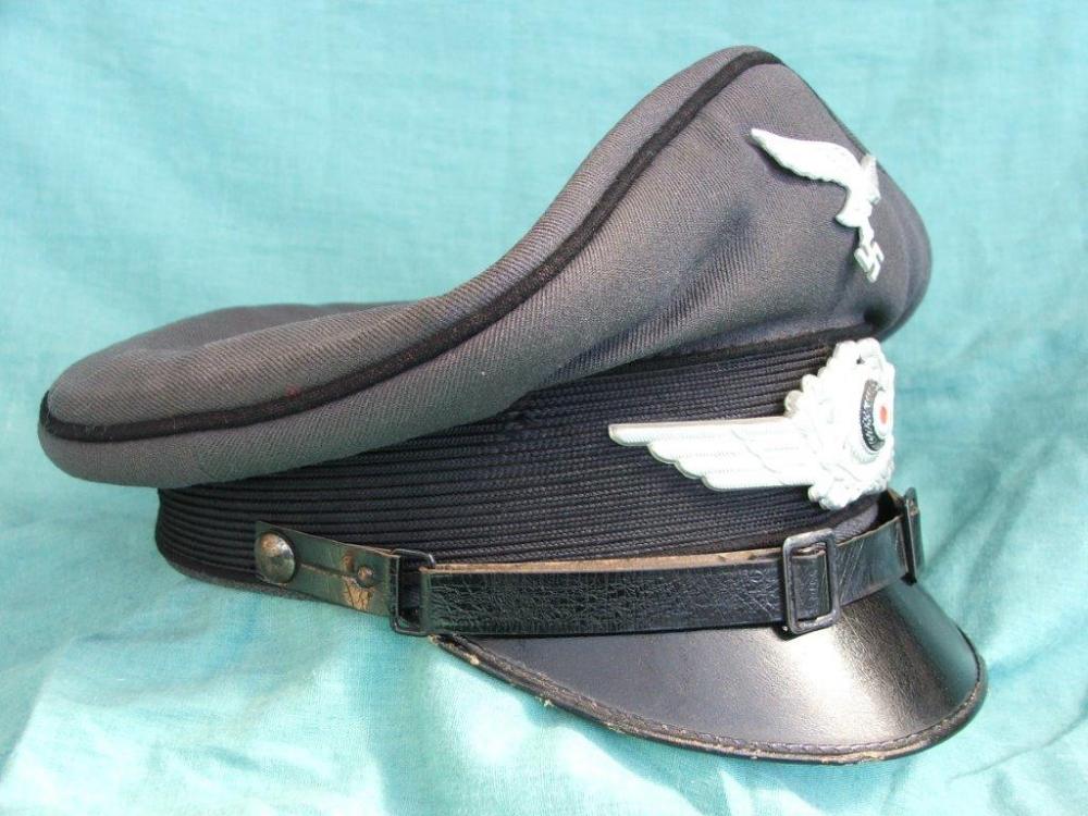 Black piped LW visor cap 003.jpg