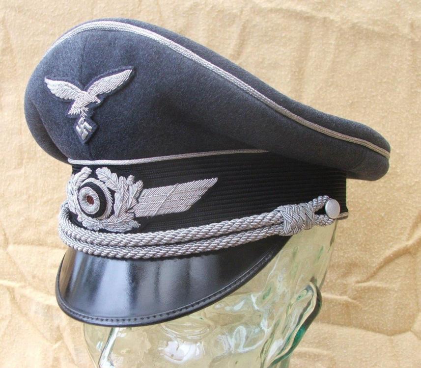 Luftwaffe visor caps 003.jpg
