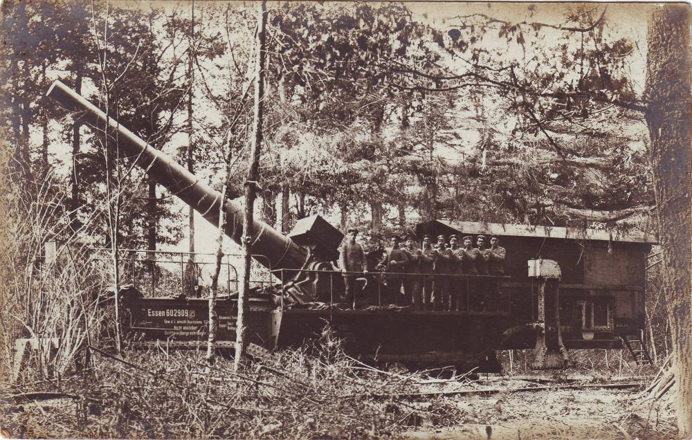 Eisenbahnkanone, 238mm, L-40 (24cm-Eisenbahnkanone Theodor Karl mit Besatzung).JPG