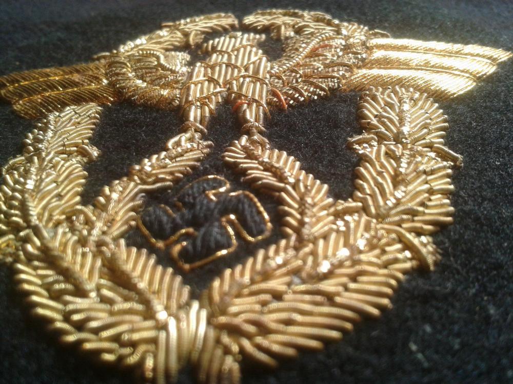 Wasserschützpolizei officer schirmmutze hand embroidered gold bullion insignia 2018-12-25 15.29.jpg