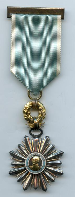 Argentina Order of San Martin Officer 4th Class another one.jpg