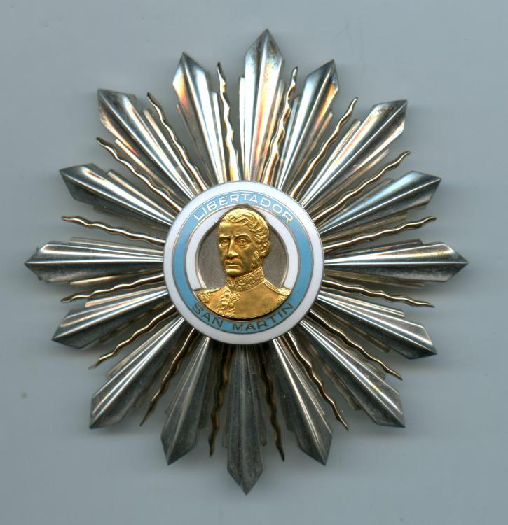 Argentina Order of San Martin Grand Officer breast star.jpg