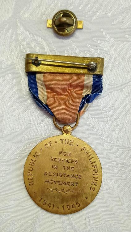 Philippines-Resistance Medal 1941-1945-R1.JPG