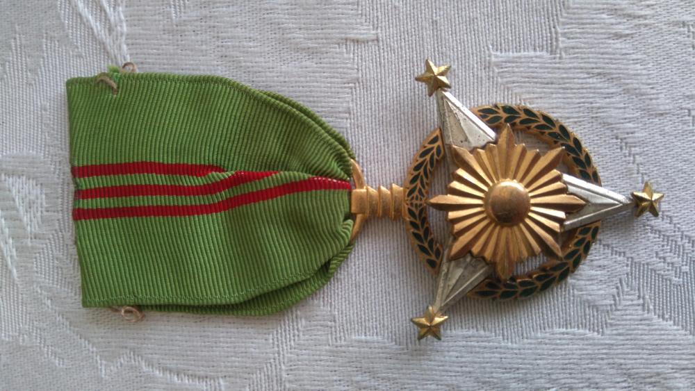 Philippines-Military_Merit_Medal(1)-O-D100.JPG