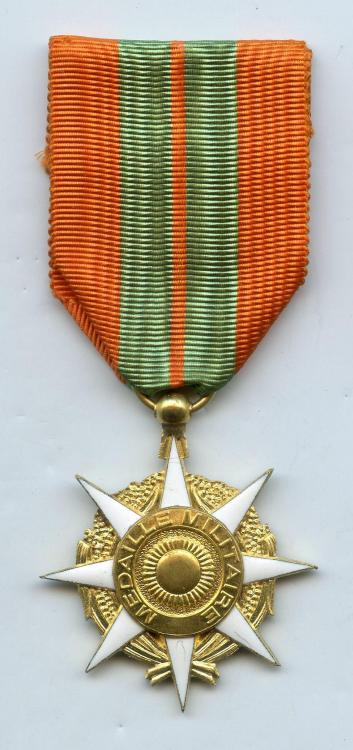 Niger Medaille Militaire Type 1.jpg