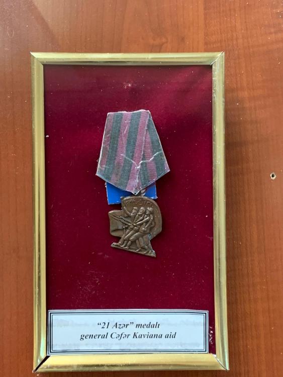 Azerbaijan Medal 1918-20.jpeg