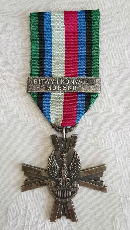 Poland-Military Cross of the Polish Armed Forces in the West 1939-1945 with Sea Battles & Convoys clasp-O-P65.JPG