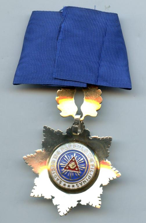 Philippines Order of Lakandula Commander reverse.jpg