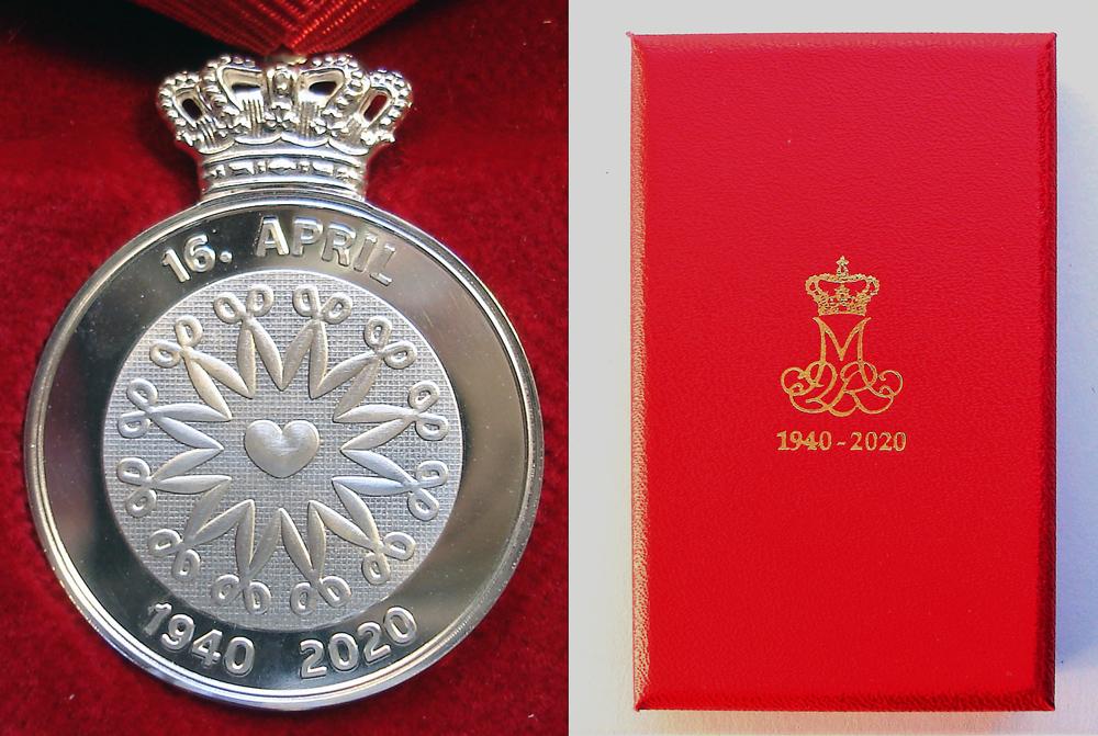Denmark Queen Margareth II 80th Birthday 2020 Medal reverse with Case of Issue.jpg