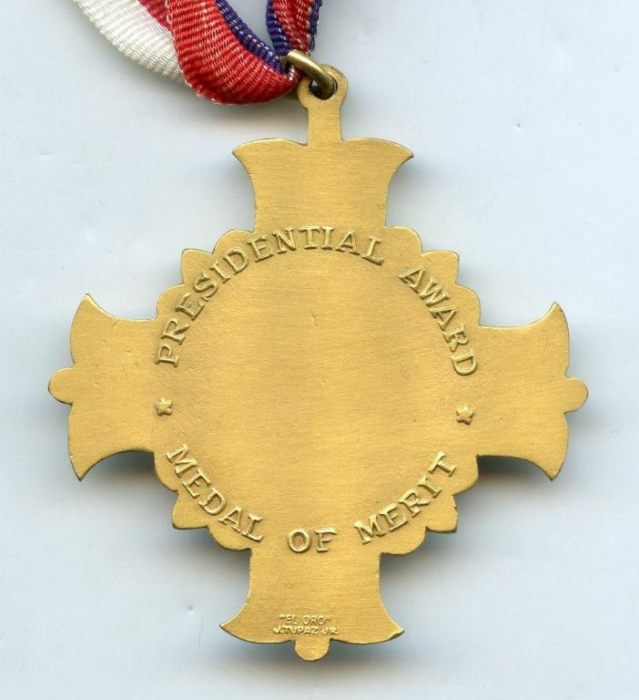 Philippines Presidential Award Medal of Merit reverse.jpg
