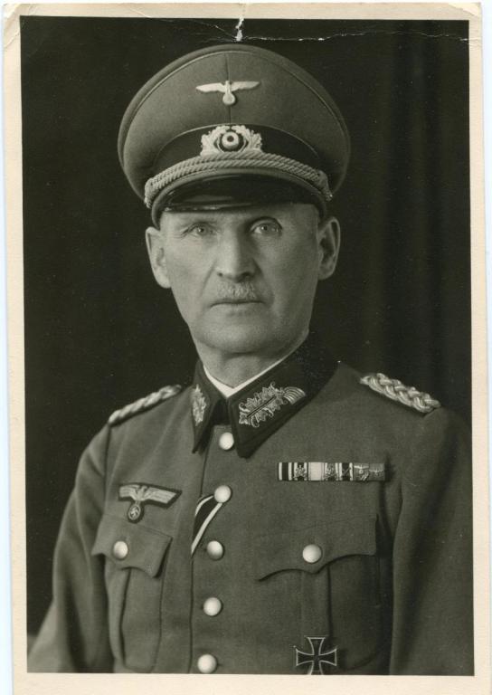 Generalmajor Hermann-Erich Voigtl 331.jpg