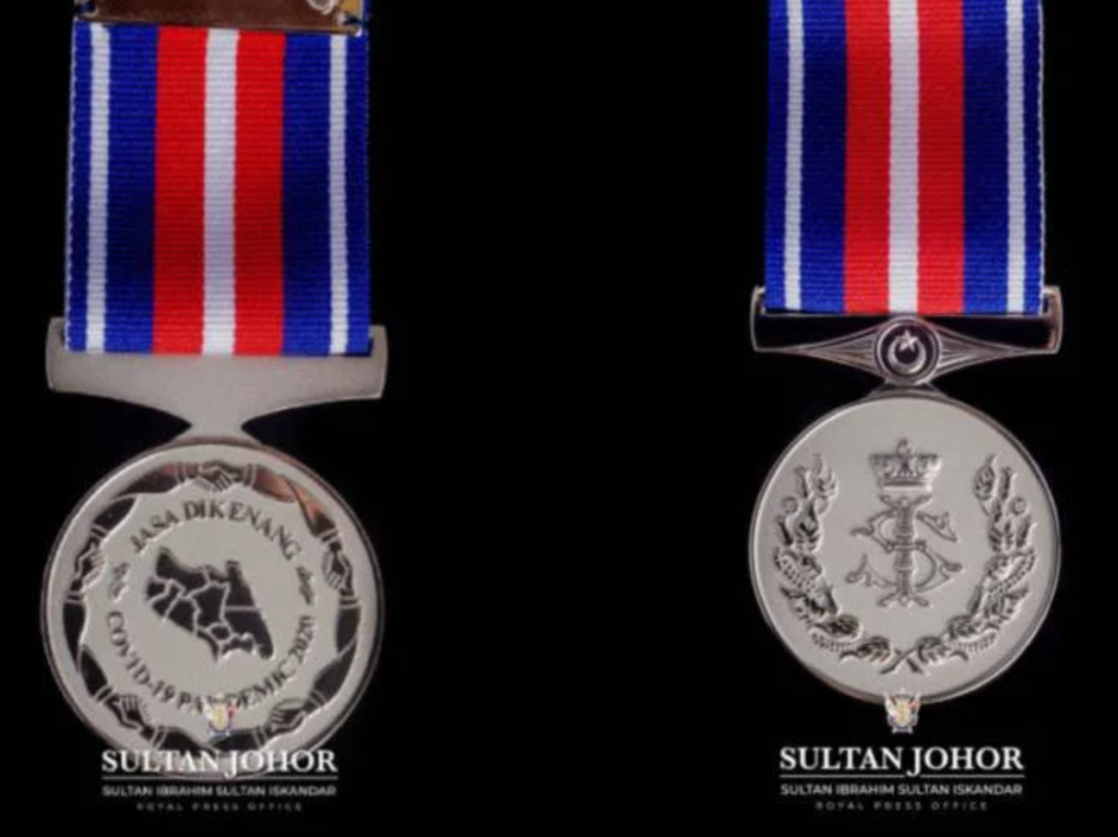 Malaysia Johor Pingat Jasa Dikenang for Covid 19 Medal for Fight Covid 19.jpg.png