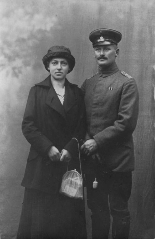 1915-03nach - Frieda und Emil Papendick.jpg