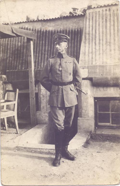 Jg.Btl. 8 (Major Kurt v. Plüskow, Btl.Kdr., Hausorden Hohenzollern Schwerter).jpg