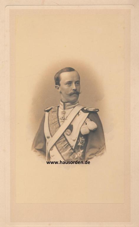 Lippe-Leopold in Ulanenuniform 1897-web.jpg