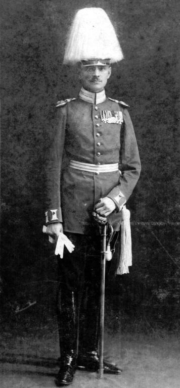 Alexander Freiherr von Falkenhausen, 1911 in Nagoya.jpg
