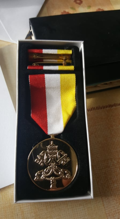 Papal Duty Medal 2018.PNG