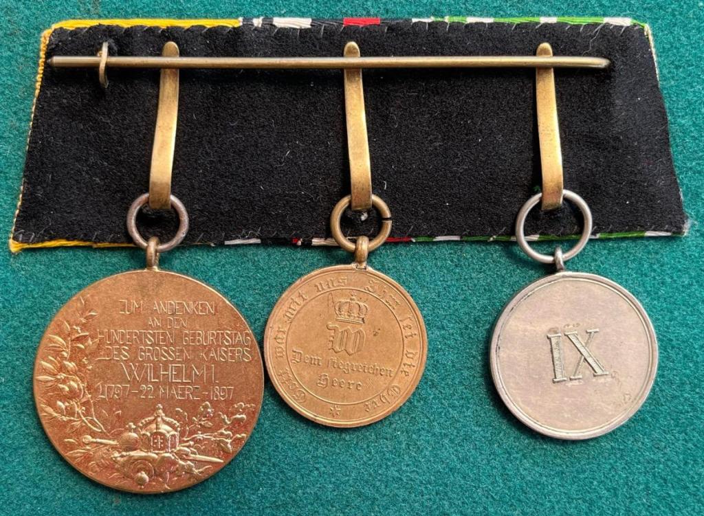 1870 Three Place Medal Bar r.jpg