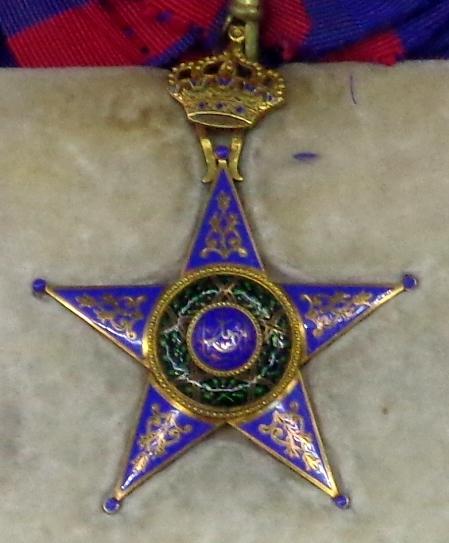 large.Order_of_Ismail_grand_cross_badge_(Egypt_1923-1946)_-_Tallinn_Museum_of_Orders.jpg.850eed1fb666eff6b8106c89077aed11.jpg