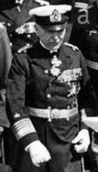 Kaiserliche Marine Admiral.jpg