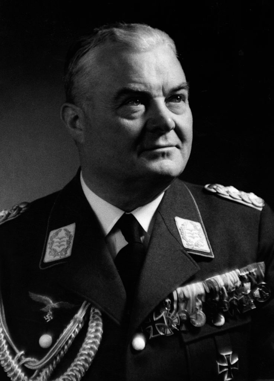 Ludwig von Schröder (3).png