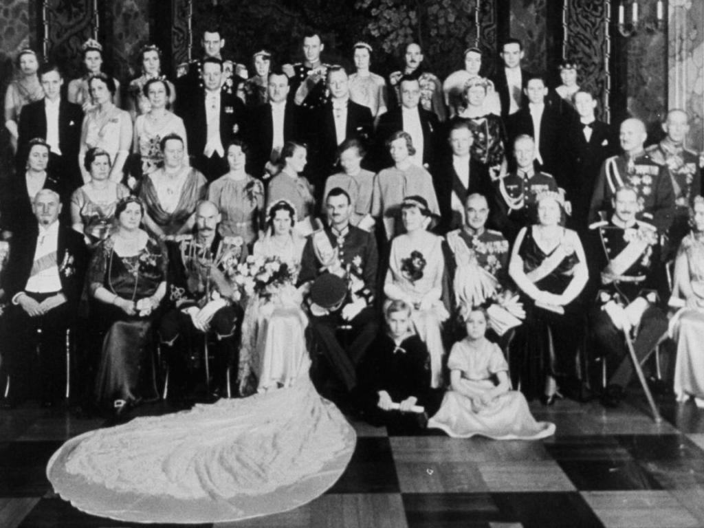 Royal guests and relatives at the wedding of Alexandrine Louise Princess of Denmark and Dr. jur. Luitpold Count of Castell-Castell at Christiansborg Palace in Copenhagen (1937).jpg