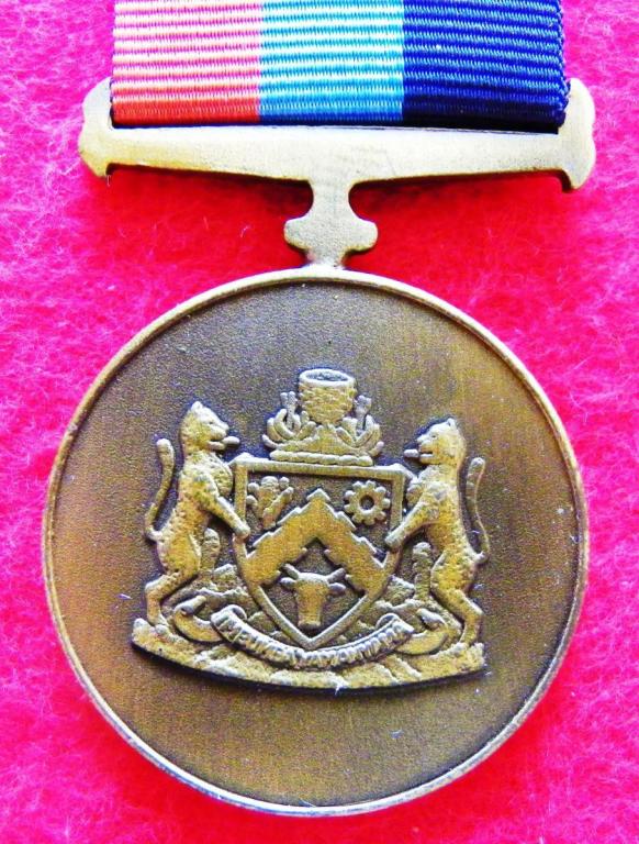 Transkei Weermag 10 Jaar Medalje (2).JPG