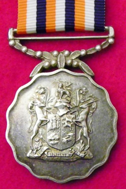 18 Jaar Medalje 1961 (Dubbel Suspender) (2).JPG