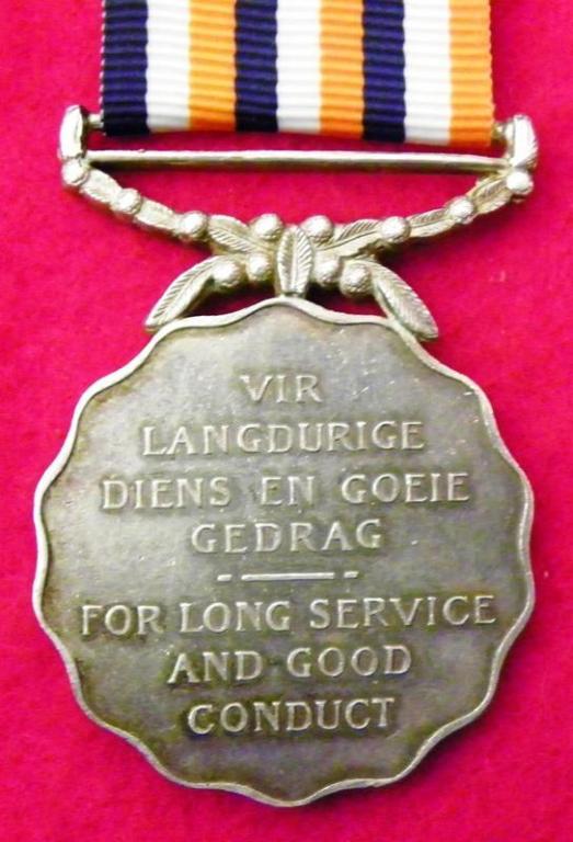 18 Jaar Medalje 1961 (Dubbel Suspender) (3).JPG