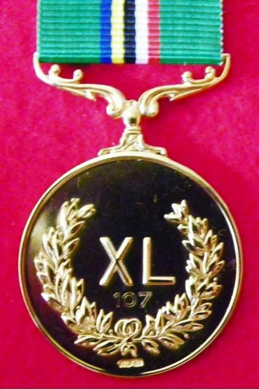 40 Jaar Medalje (Silwer) (Na 1994 Lint) (3).JPG