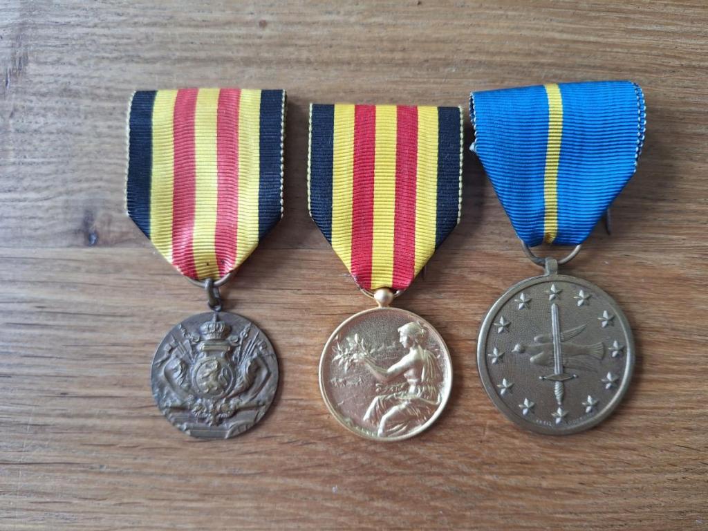 Belgian Medals_Klein 1.jpg