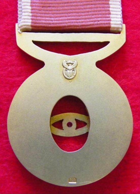 Intelligence Services Medal for Valour (MV) (2005) (3).JPG
