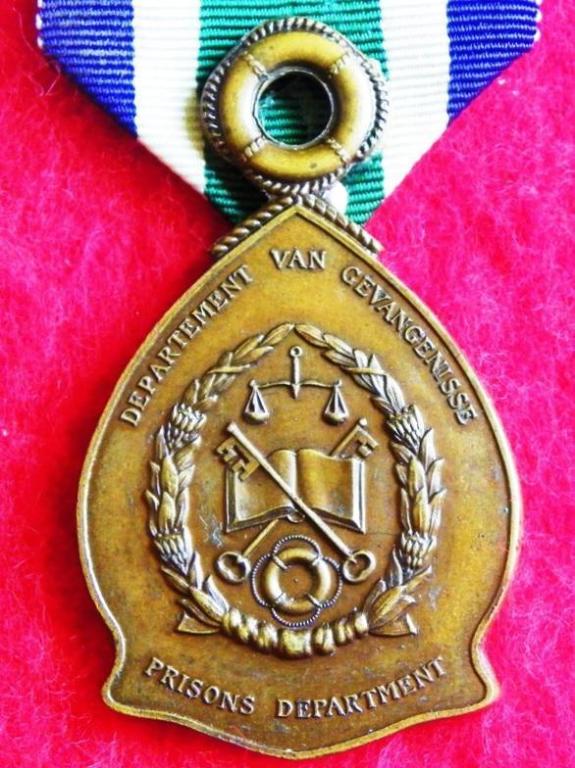 SA Gevangenisdiens Medalje vir Troue Diens 1968 (2).JPG