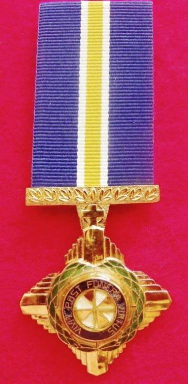 SA Police Cross for Bravery (Gold) (PCFG) (Suspender Bar on Back) (1).JPG