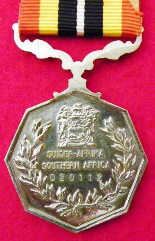 Suider Afrika Medalje (Kleiner Gras) (Enkel Suspender) (3).JPG