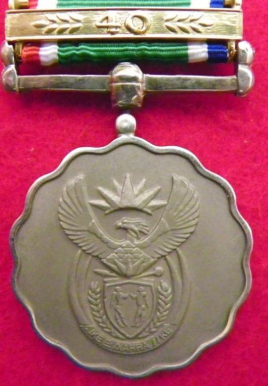 Troue Diensmedalje (40 Jaar Bar) (2).JPG